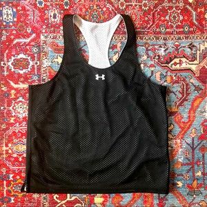 Under armour size small women’s workout top